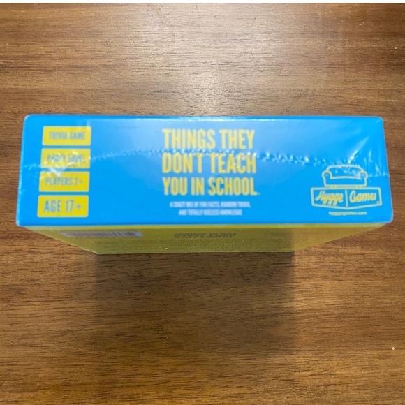 Things They Don’t Teach You In School NIB Sealed Trivia Game - Picture 5 of 6